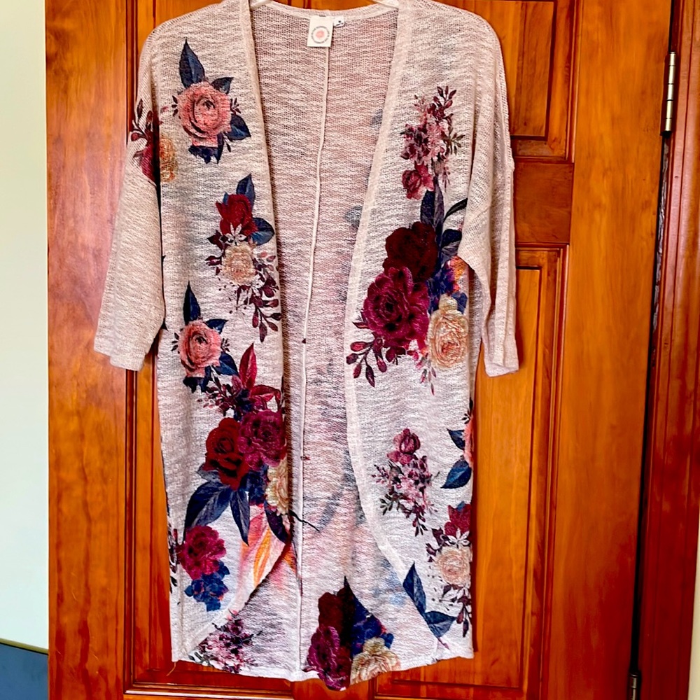 Live in the Moment Floral Cardigan